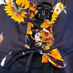 Daisy dress with back tie